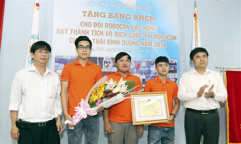 vinh danh nhà vô địch ABU 2018